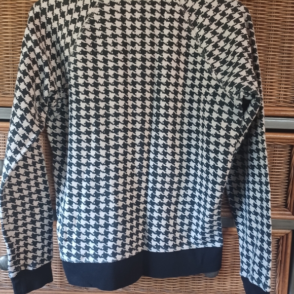 J. Crew Houndstooth Crewneck Sweatshirt Size Medium - Picture 3 of 5